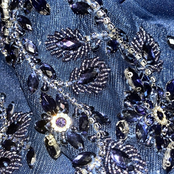 Lucci Lu Size 14 Sequined full length gown. Wedding/Special Occasion. Navy - Picture 16 of 16